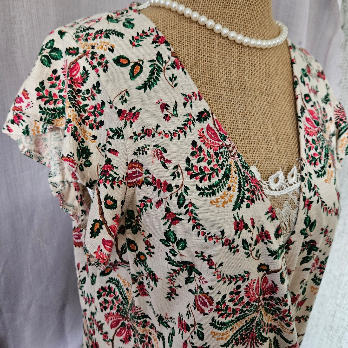 Fat Face flower wrap top size 12